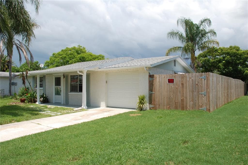 1624 SPRINGDALE DRIVE HOLIDAY, FL 34691