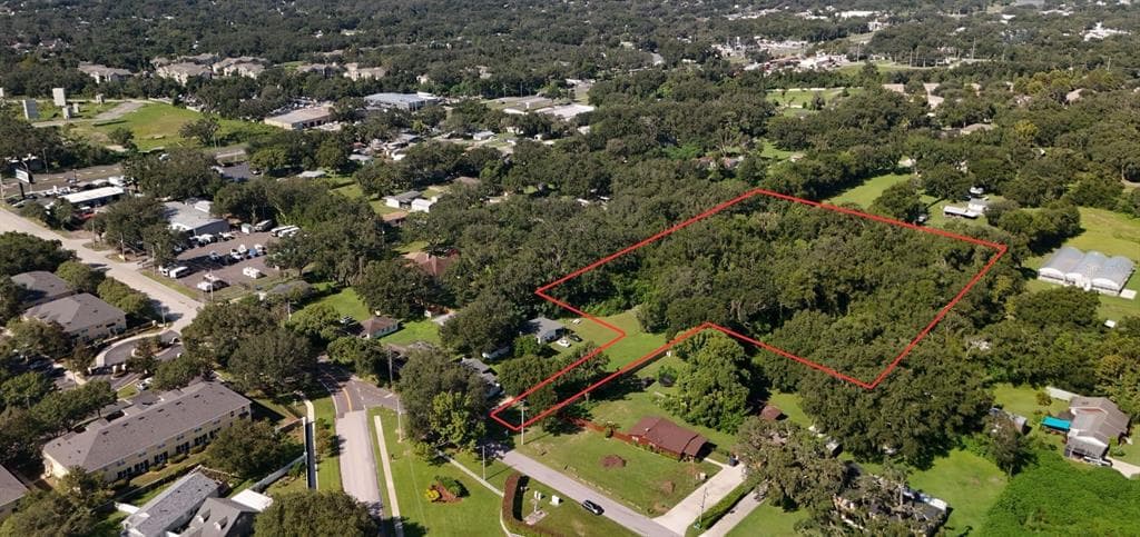 224 OLD MULRENNAN ROAD VALRICO, FL 33594