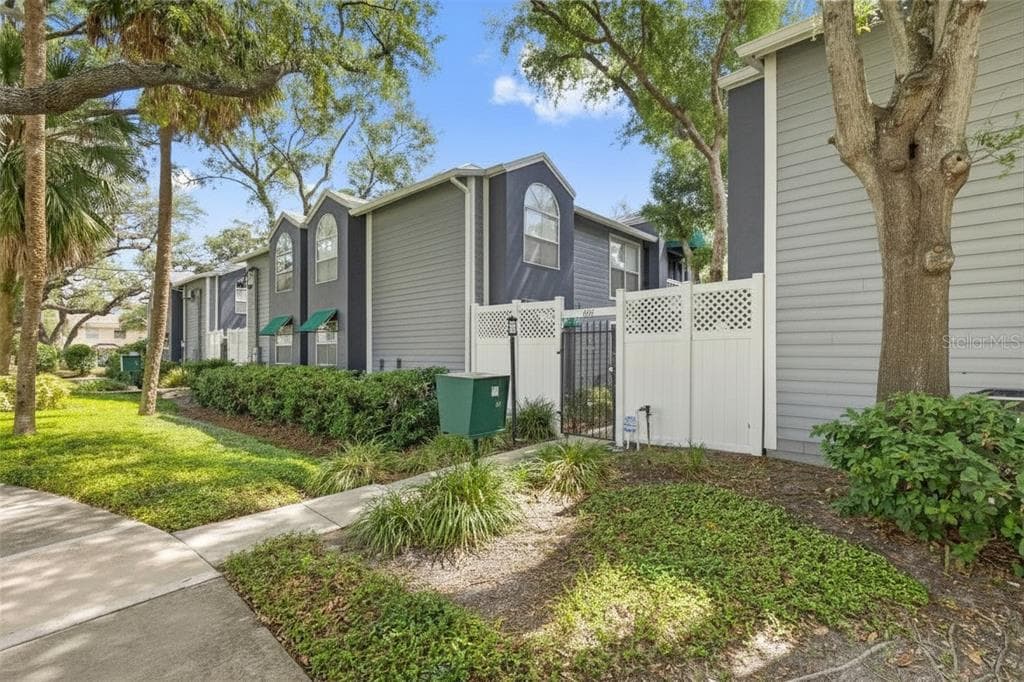 606 S ALBANY AVENUE UNIT 2 TAMPA, FL 33606