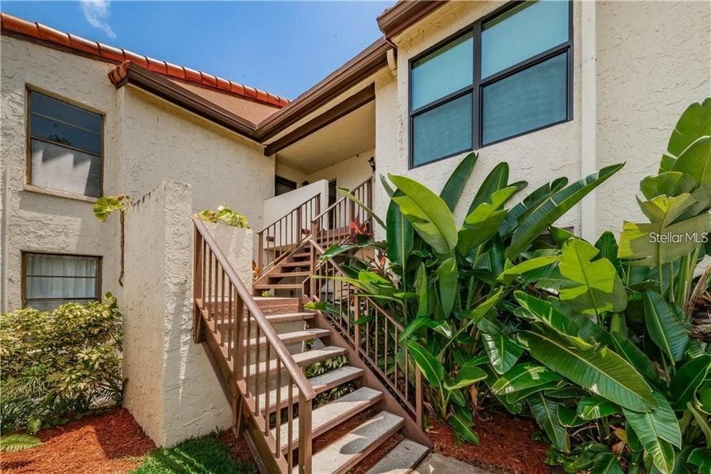 2595 CYPRUS DRIVE UNIT 4-217 PALM HARBOR, FL 34684