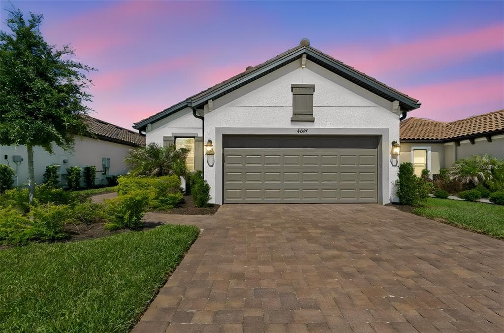 4647 GAROFALO ROAD WESLEY CHAPEL, FL 33543