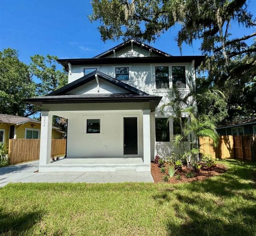 307 E GENESEE STREET TAMPA, FL 33603