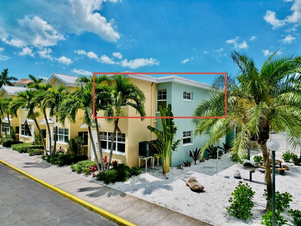 19417 GULF BOULEVARD UNIT D201
