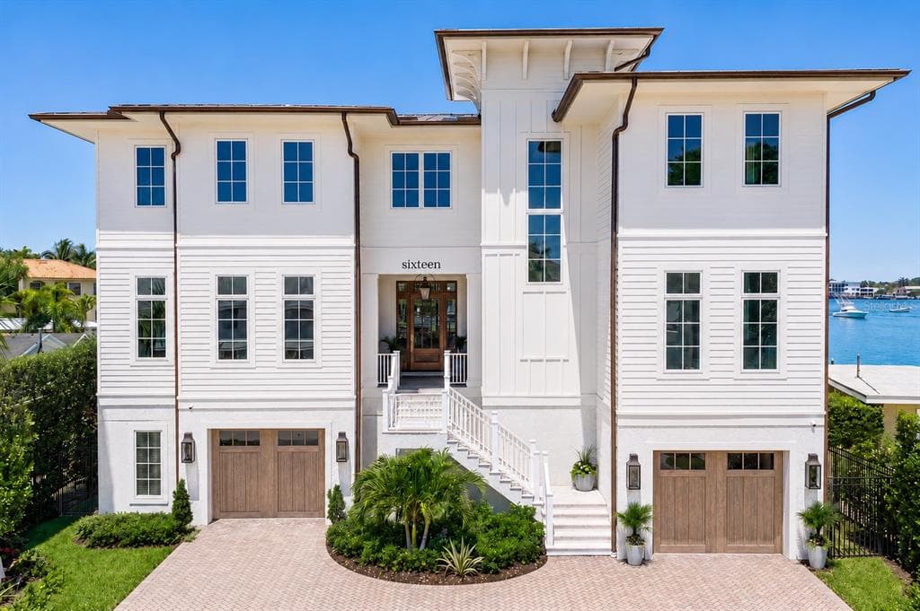 16 SANDPIPER ROAD