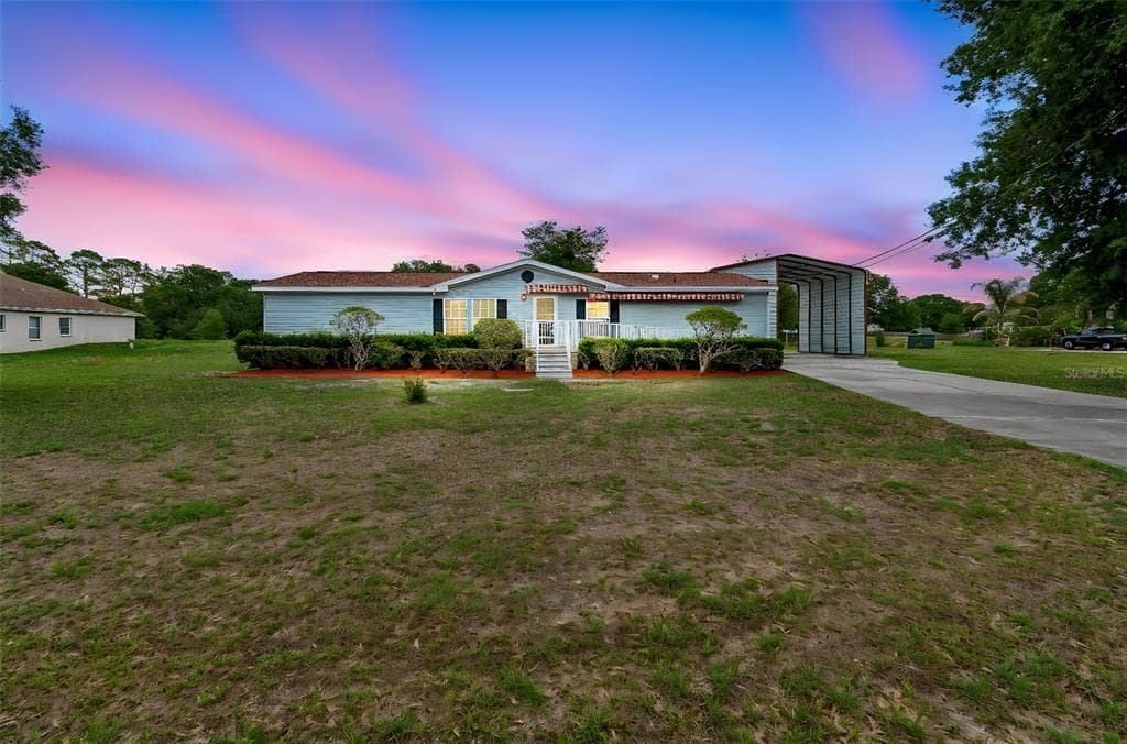 3724 TACK DRIVE WESLEY CHAPEL, FL 33543