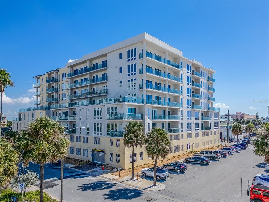 15 AVALON STREET UNIT 401