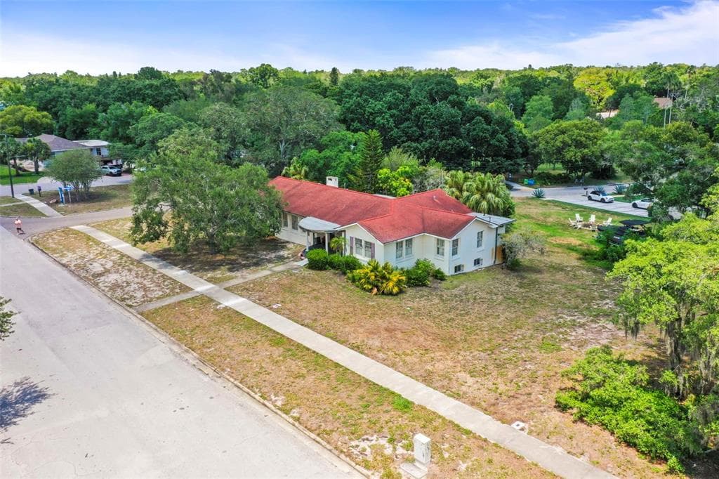615 N GLENWOOD AVENUE CLEARWATER, FL 33755