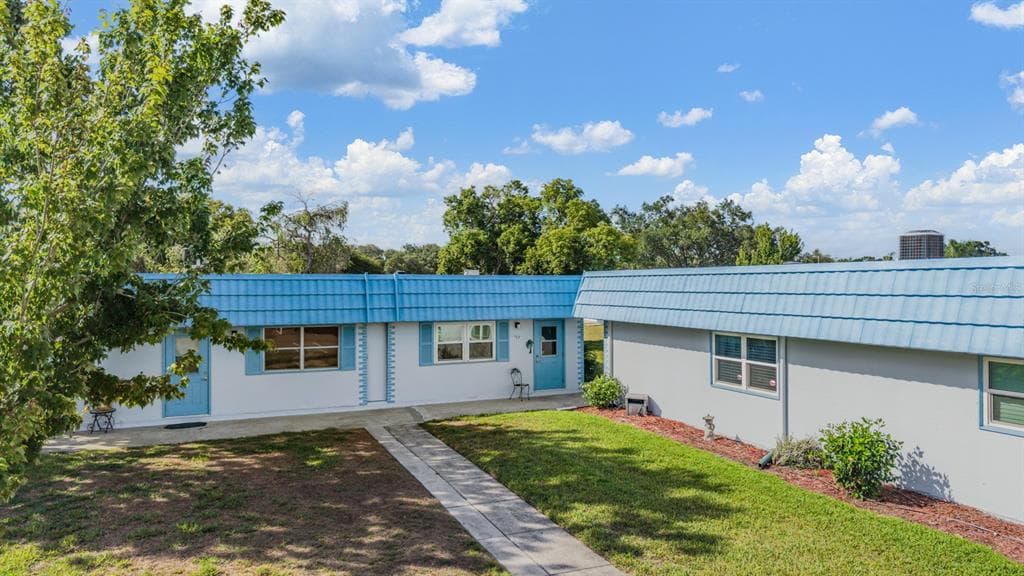 302 ANDOVER PLACE S UNIT 167 SUN CITY CENTER, FL 33573