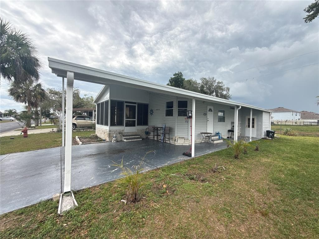 34034 ESTATES LANE WESLEY CHAPEL, FL 33543