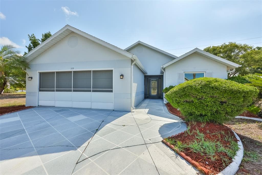 235 LINGER LANE SUN CITY CENTER, FL 33573