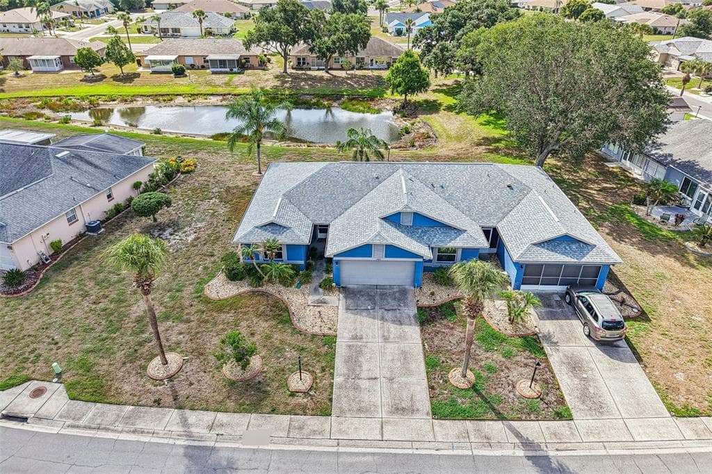 1925 GRAND CYPRESS LANE SUN CITY CENTER, FL 33573