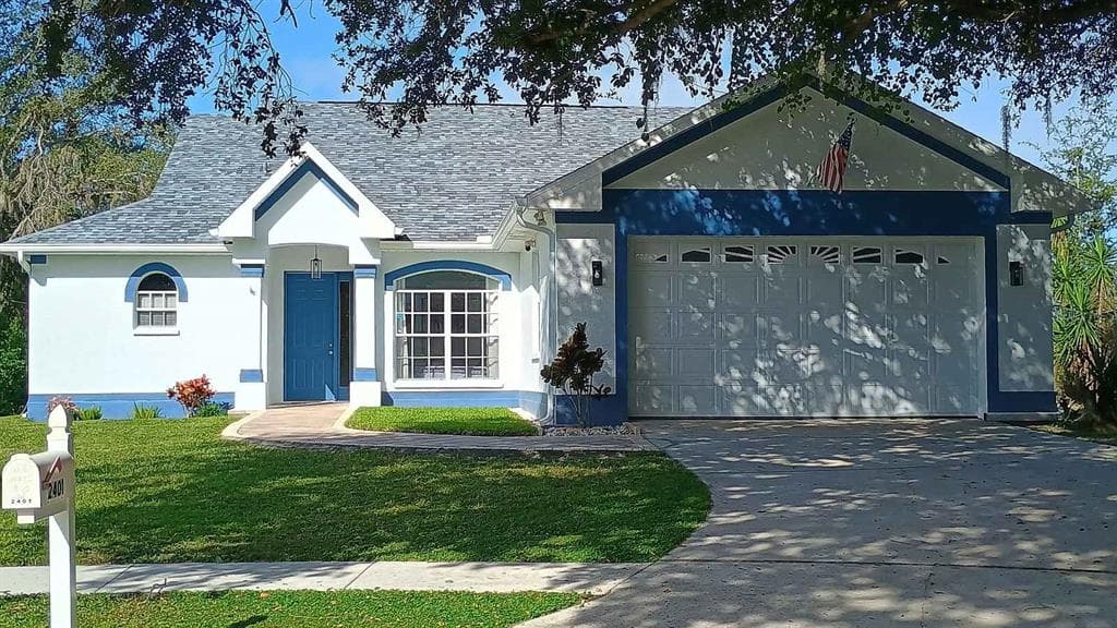 2401 TANGERINE HILL COURT LUTZ, FL 33549