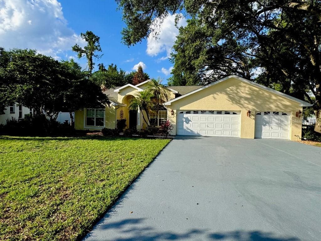 5634 WHITEBARK DRIVE WESLEY CHAPEL, FL 33543