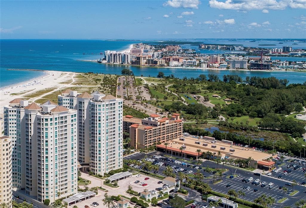 1170 GULF BOULEVARD UNIT 201 CLEARWATER BEACH, FL 33767