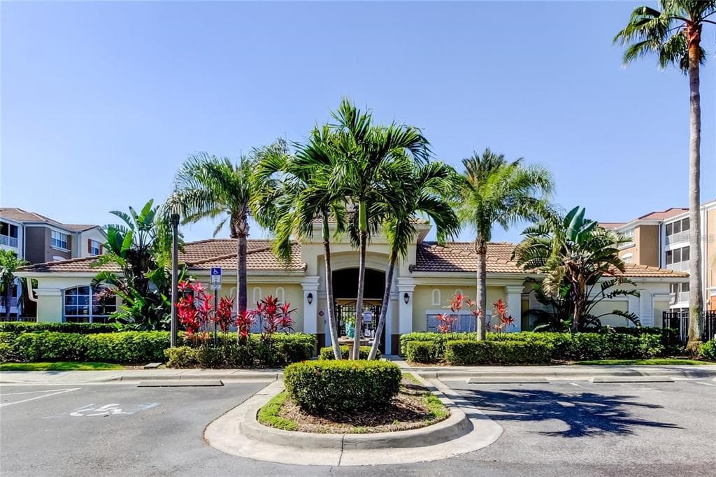 7903 SEMINOLE BOULEVARD UNIT 2103 SEMINOLE, FL 33772
