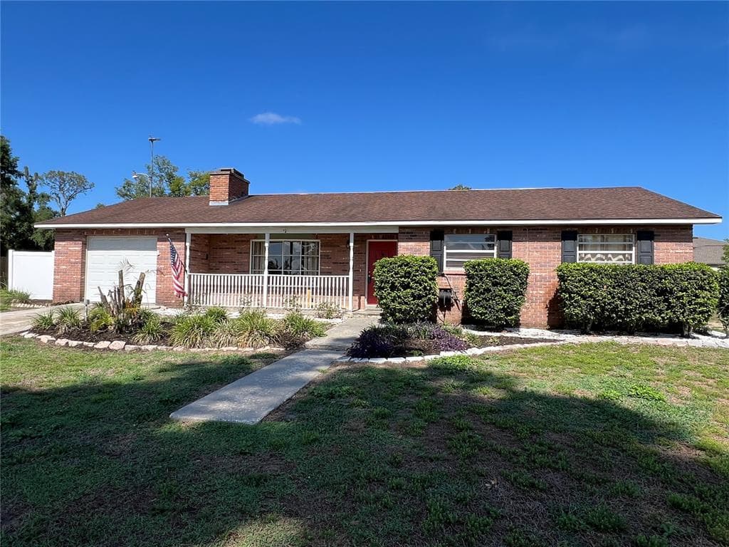6221 LULLABYE LANE ZEPHYRHILLS, FL 33541