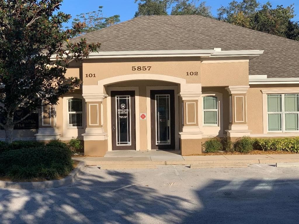 5857 ARGERIAN DRIVE WESLEY CHAPEL, FL 33545