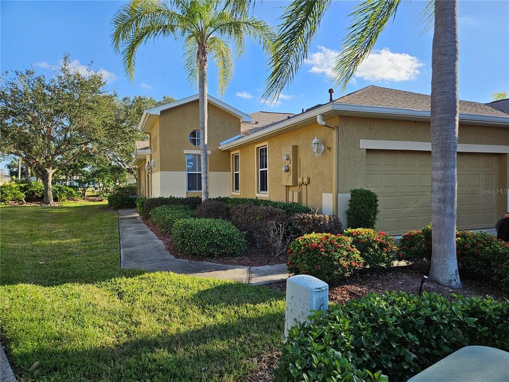 1161 JAMESON GREENS DRIVE SUN CITY CENTER, FL 33573