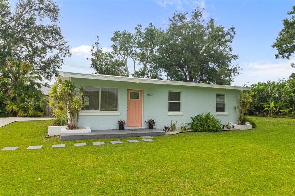 1407 CORAL RIDGE DRIVE PUNTA GORDA, FL 33950