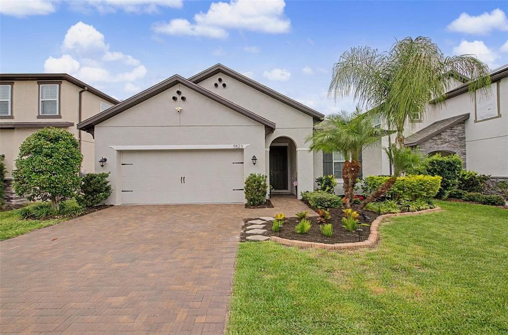 11523 NAVEL ORANGE WAY