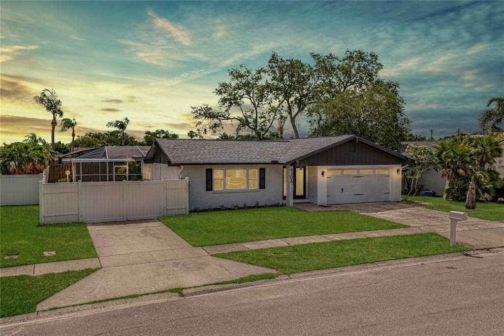9305 120TH LANE SEMINOLE, FL 33772