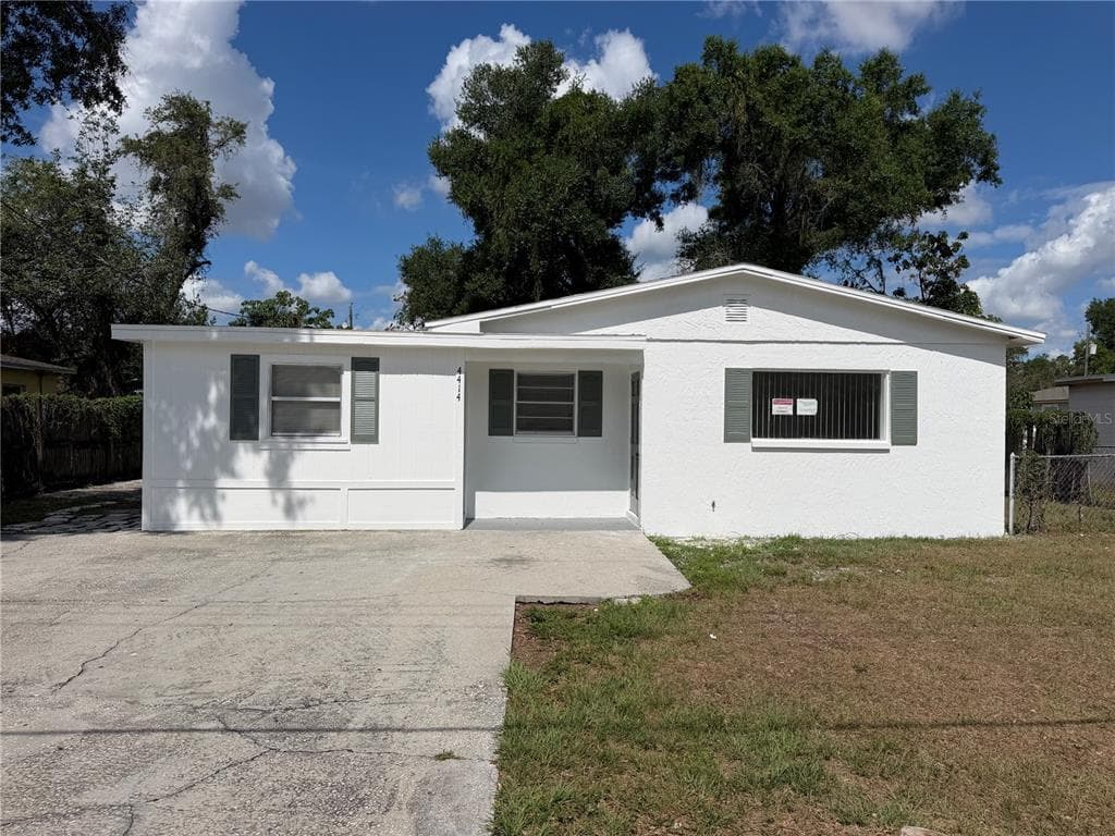 4414 BOOKER T DRIVE TAMPA, FL 33610
