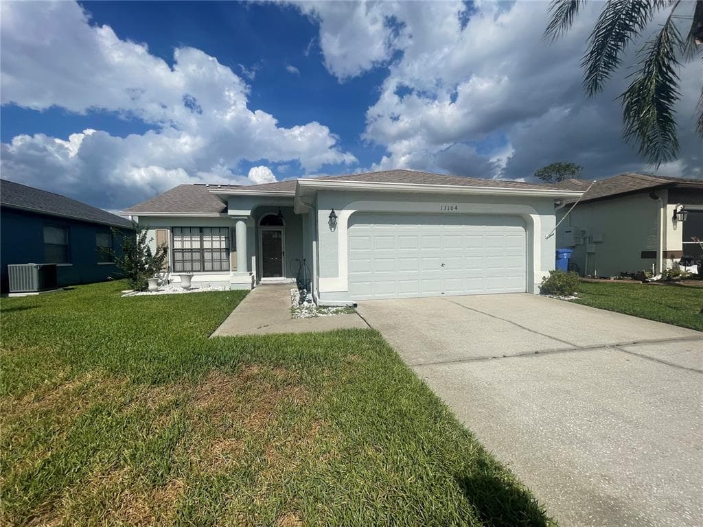 13104 BARTH PLACE UNIT 13104 RIVERVIEW, FL 33579