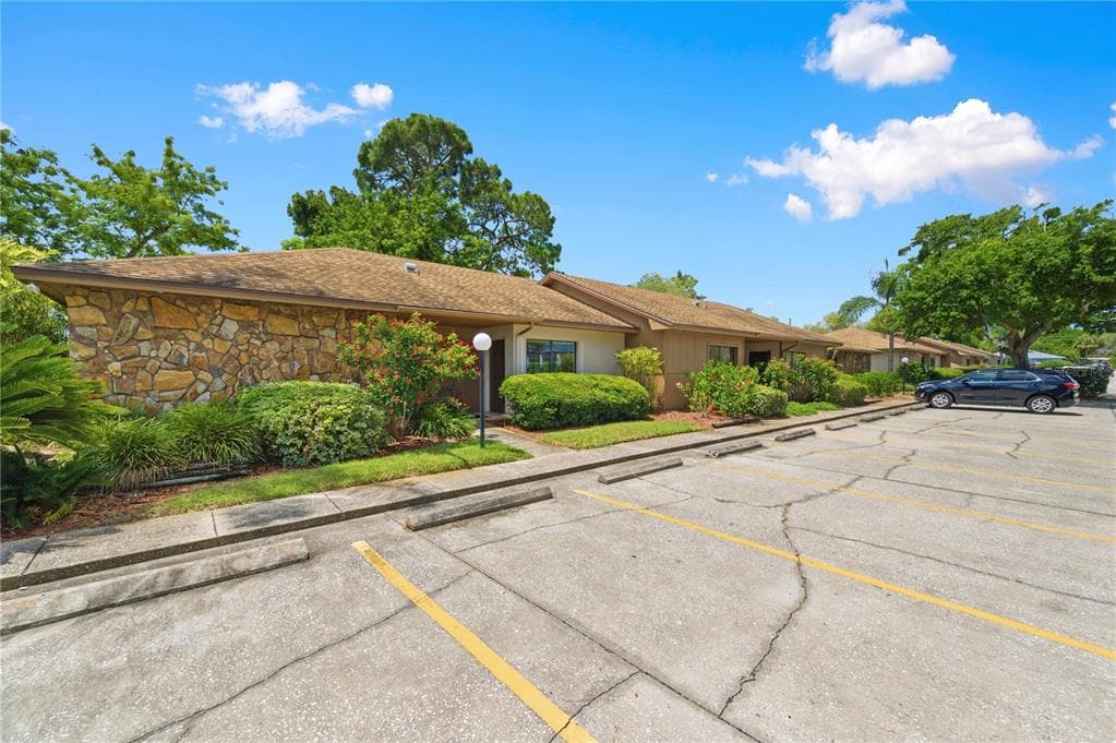10825 SEMINOLE BOULEVARD UNIT 1 LARGO, FL 33778
