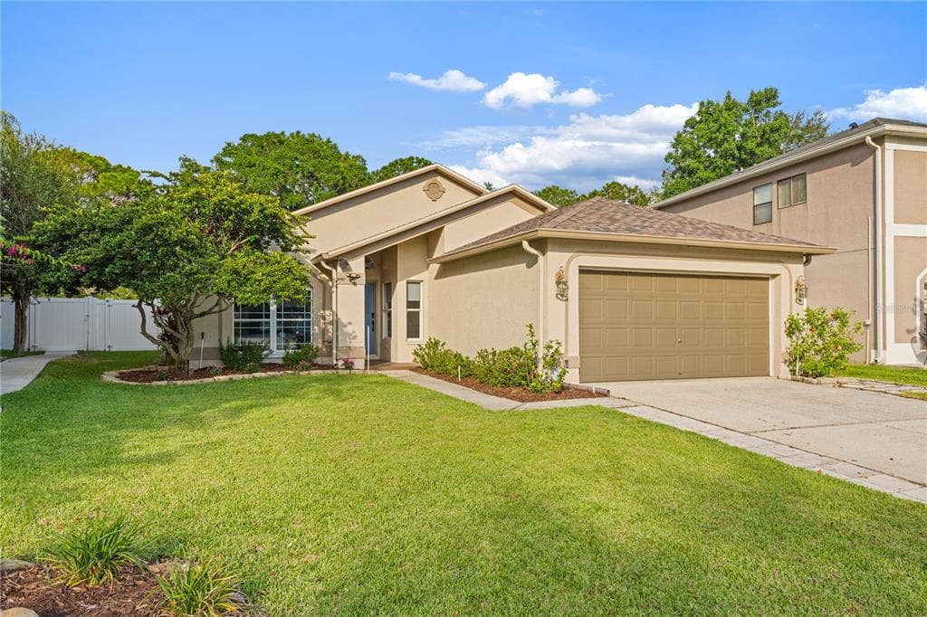 1623 GRAY BARK DRIVE