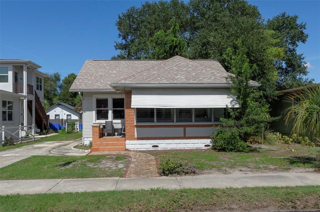 2521 4TH STREET S ST PETERSBURG, FL 33705