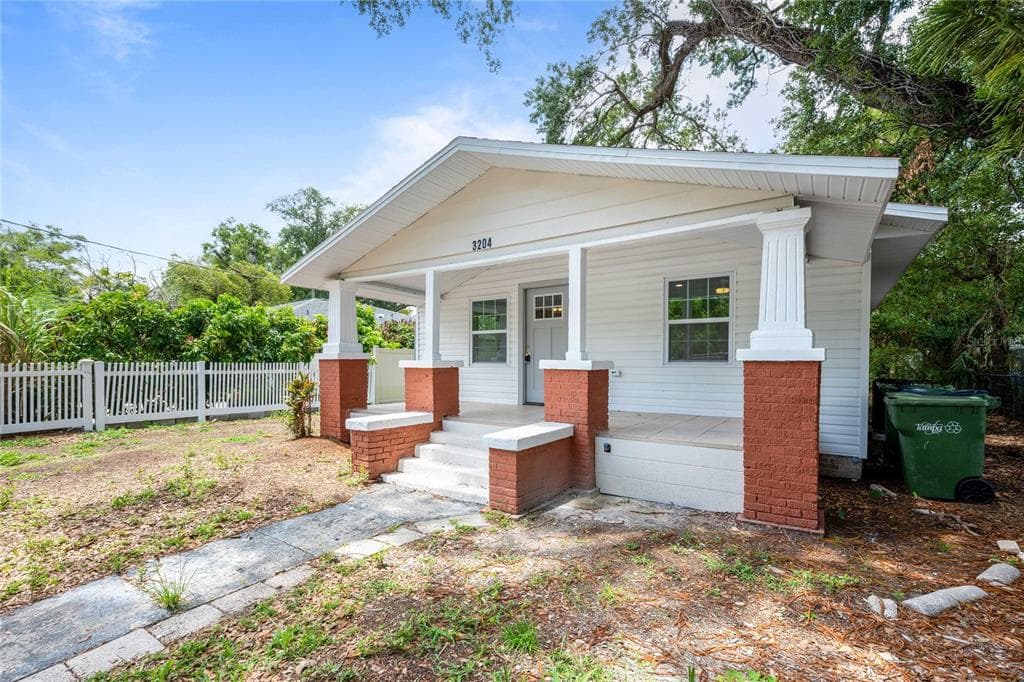 3204 E 23RD AVENUE TAMPA, FL 33605