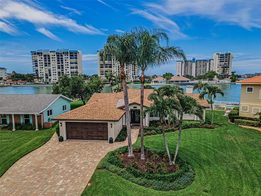 1201 81ST STREET S ST PETERSBURG, FL 33707