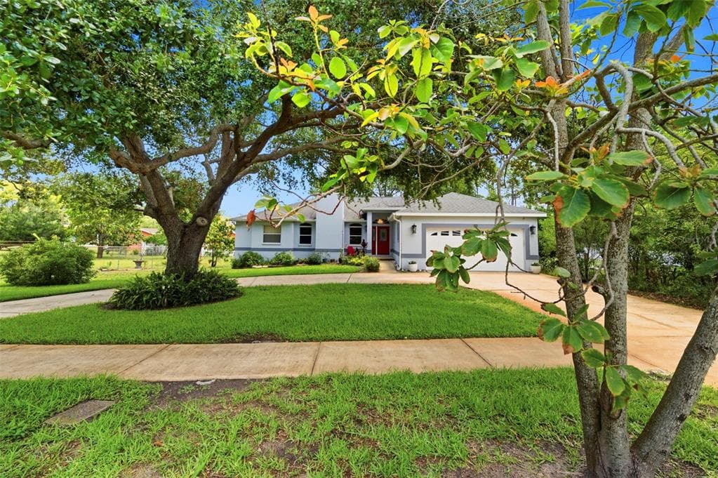 30 GLADES AVENUE TARPON SPRINGS, FL 34689