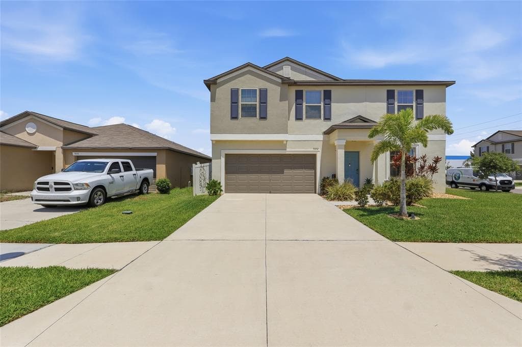 5052 WHITE CHICORY DRIVE