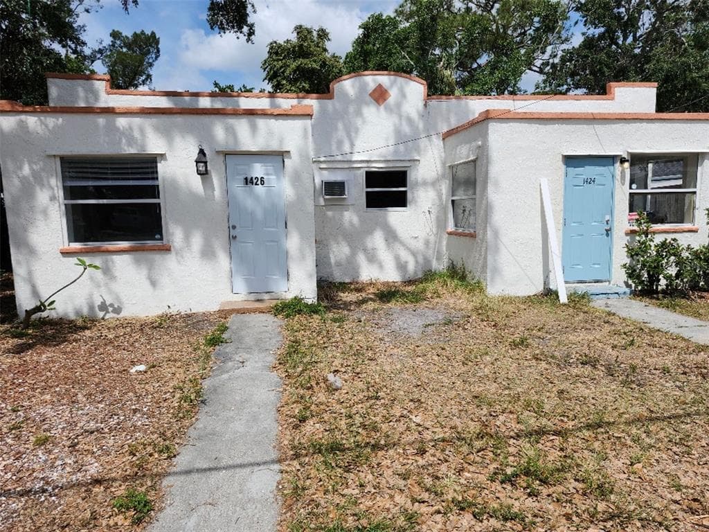 1426 10TH STREET W