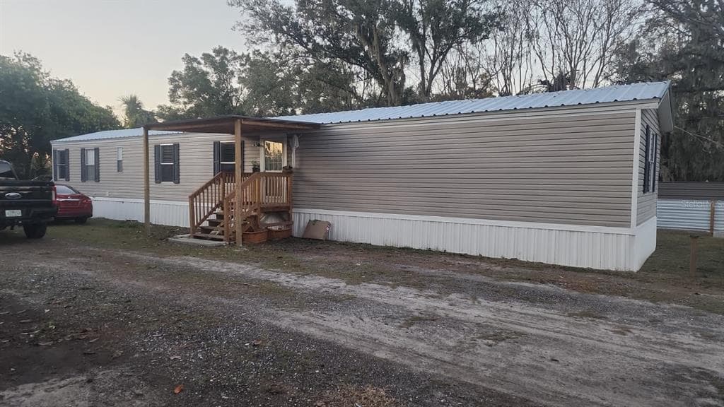 1333 WILKINSON DRIVE PLANT CITY, FL 33566