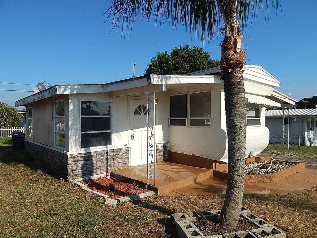 1846 HOYLE DRIVE