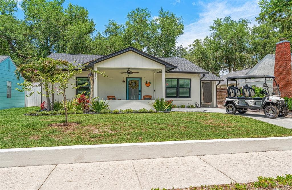 512 ROANOKE STREET DUNEDIN, FL 34698