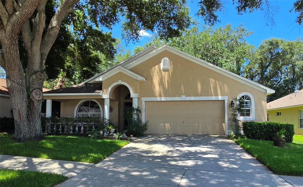 3049 BEAVER POND TRAIL VALRICO, FL 33596