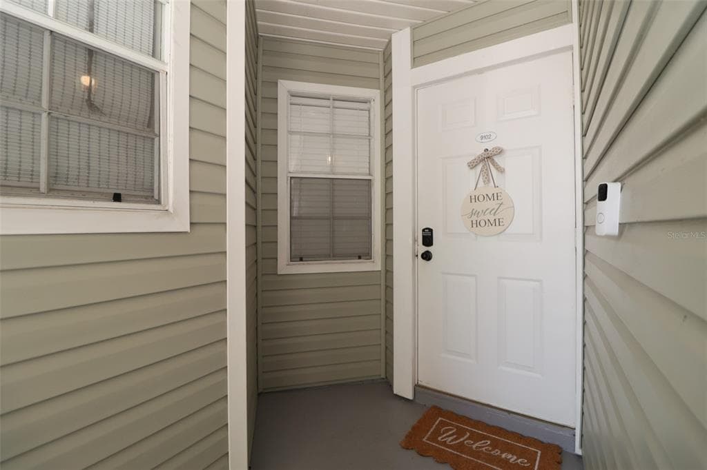 6916 STONES THROW CIRCLE N UNIT 9102 ST PETERSBURG, FL 33710