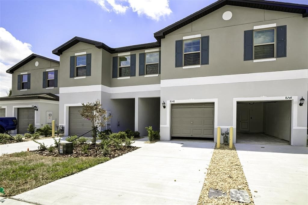 8240 CORNER PINE WAY NEW PORT RICHEY, FL 34655