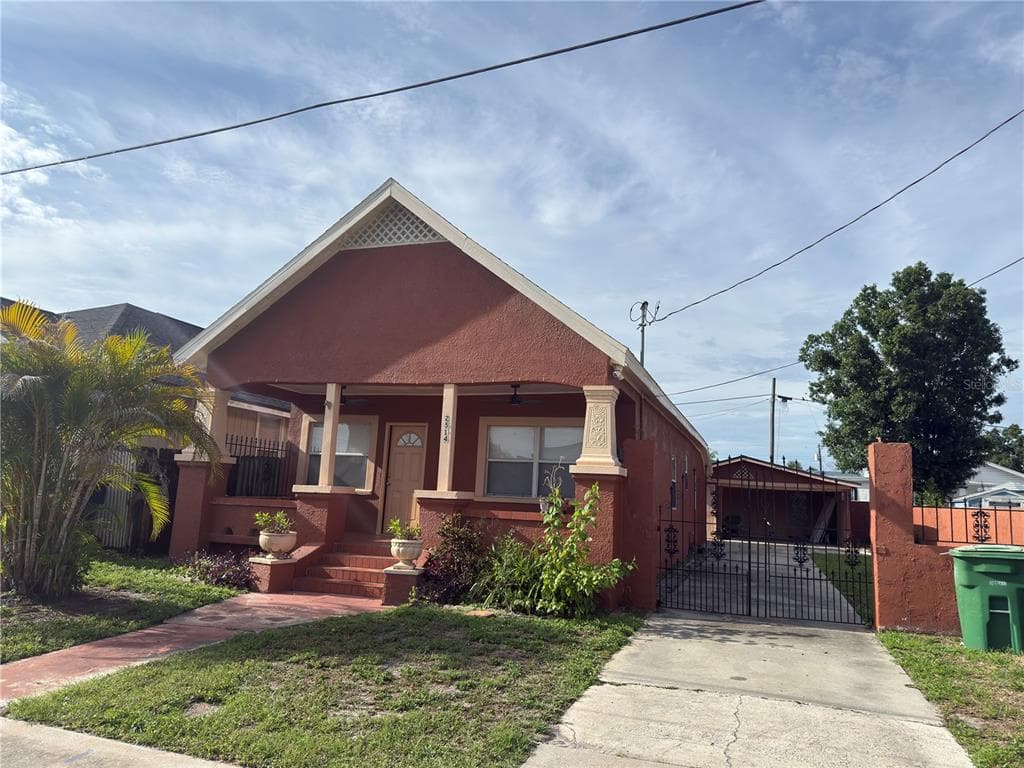 2514 W SAINT JOHN STREET