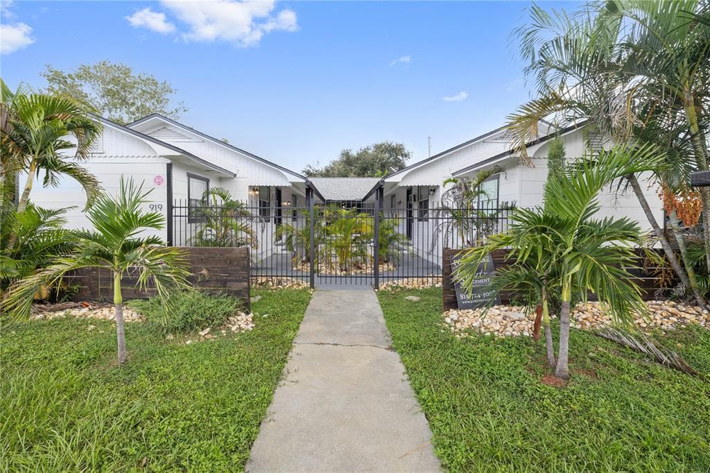 917 30TH AVENUE N ST PETERSBURG, FL 33704