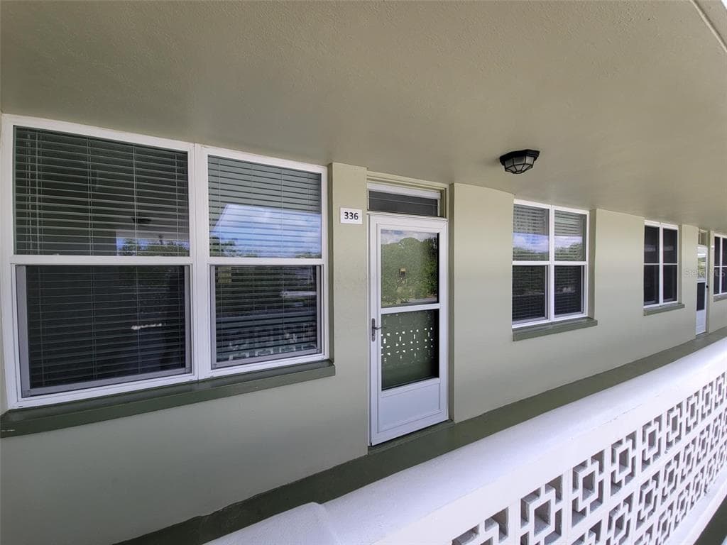4890 BAY STREET NE UNIT 336 ST PETERSBURG, FL 33703