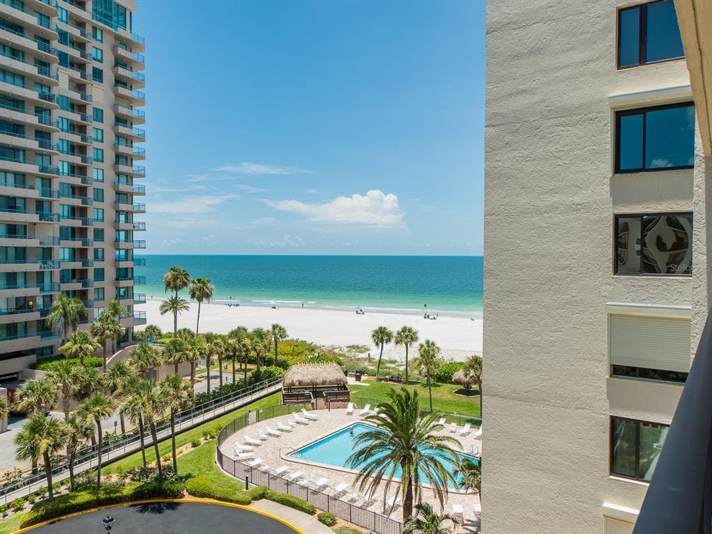 1480 GULF BOULEVARD UNIT 612 CLEARWATER BEACH, FL 33767