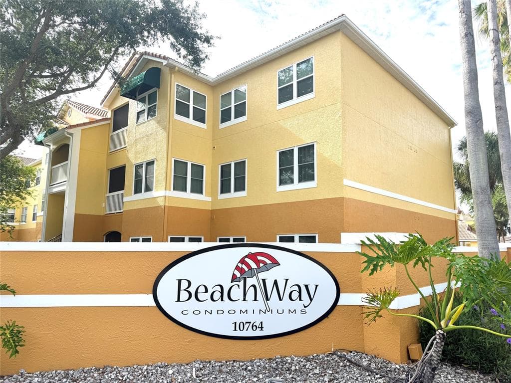 10764 70TH AVENUE UNIT #1201 SEMINOLE, FL 33772