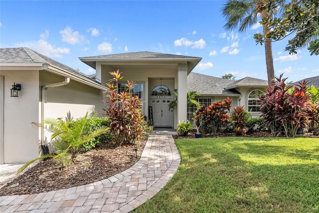 8473 ISLAND PALM CIRCLE