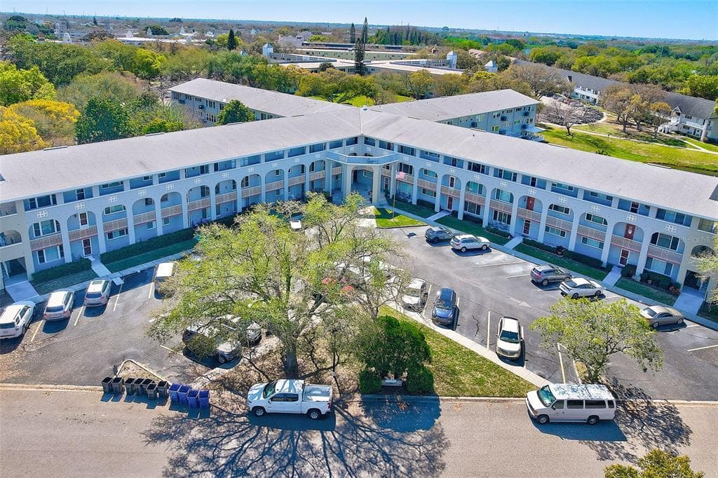 2229 AMERICUS BOULEVARD W UNIT 25
