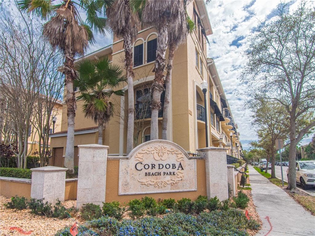 126 S OBRIEN STREET