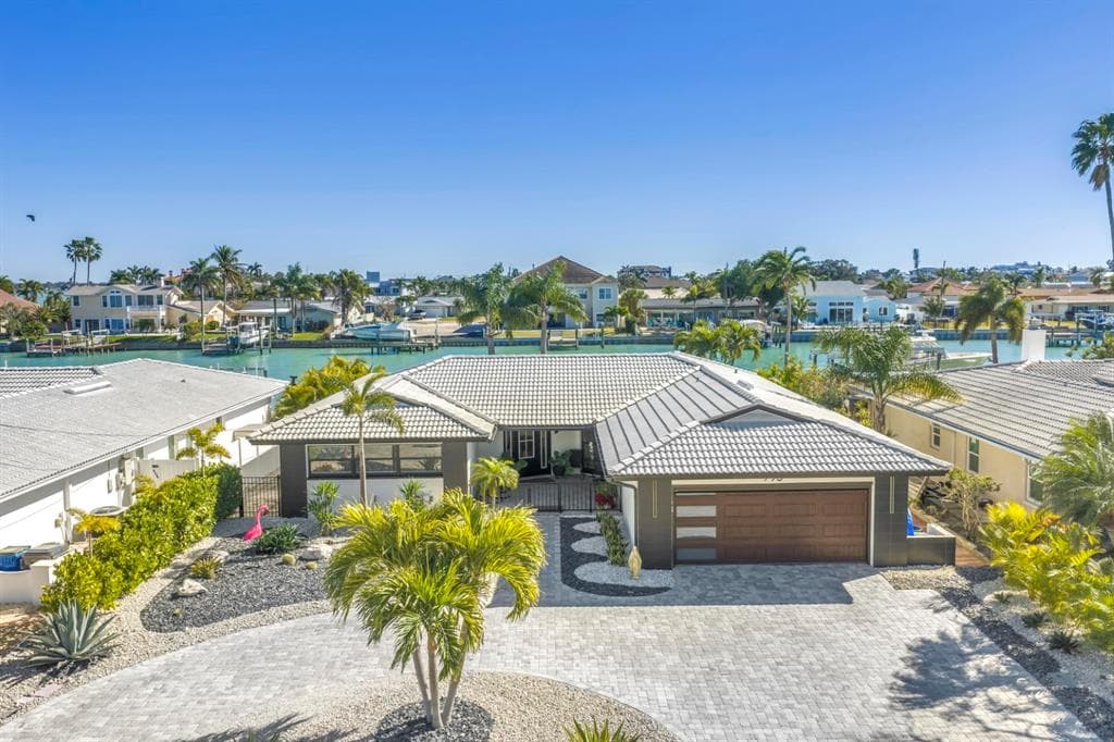 795 CAPRI BOULEVARD TREASURE ISLAND, FL 33706